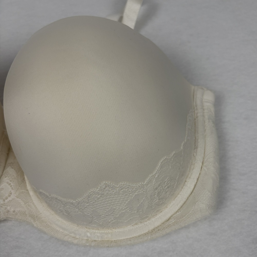 Torrid Curve Push-Up Strapless Bra 40DDD Cloud Dancer Ivory Lace Trim NWT - Picture 2 of 9